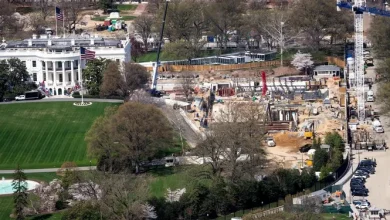 ট্রাম্পের গোপন 'বলরুম' বিতর্কের ঝড়! যা লুকিয়ে রেখেছিল হোয়াইট হাউস