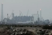 যা ঘটল পারস্য উপসাগরে! ইরানি হামলায় কাতারের ট্যাংকার বিধ্বস্ত, নাবিকদের হতবাক