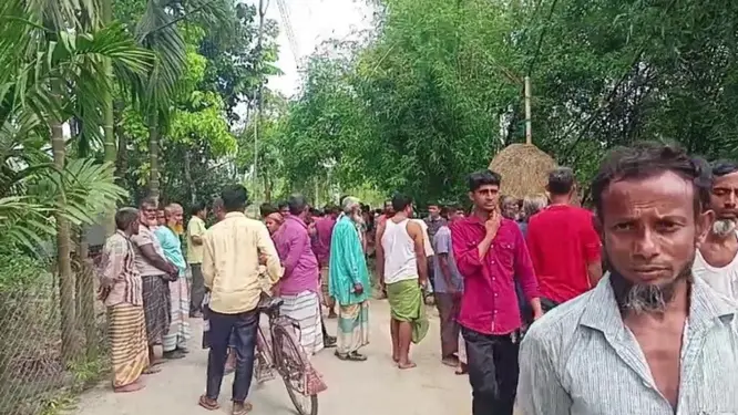 জমির বিরোধে ভাতিজাকে পিটিয়ে হত্যা: চাচার কি হবে?