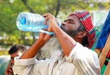 ভ্যাপসা গরমে 'জীবন দুর্বিষহ'! যা হচ্ছে ঢাকা সহ ২৭ জেলায়...