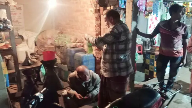 পেট্রোল পাম্পে নয়, মুদি দোকানে! যা ঘটল নবাবগঞ্জে…