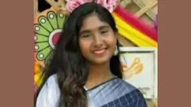 মেডিকেল ছাত্রীর রহস্যময় মৃত্যু: শিক্ষকদের আচরণ না মানসিক চাপ? জানলে চমকে উঠবেন!