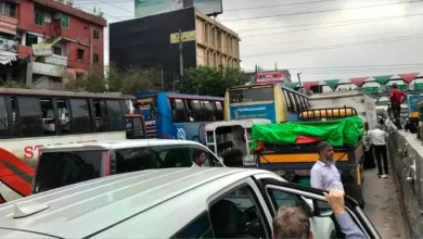 মহাসড়কে ১০ কিমি যানজট, চরম ভোগান্তিতে যাত্রীরা! যা ঘটল রাতে...