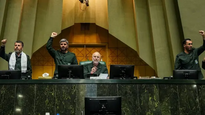 বাব-আল-মানদেব নিয়ে ইরানের স্পিকারের গোপন হুমকি! জানলে চমকে যাবেন!