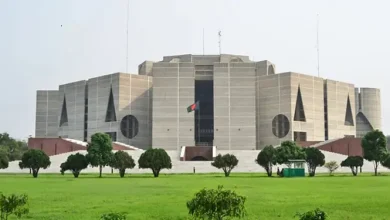 সংসদের যা ঘটল রাতে... বদলে যাচ্ছে সব?