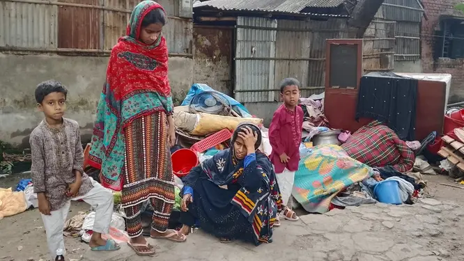 বিএনপি নেতার বিরুদ্ধে গৃহবধূর যা বললেন… বাড়িছাড়া হয়ে কাঁদছেন!