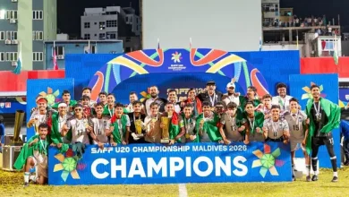 চ্যাম্পিয়নদের বরণ করতে কী হচ্ছে জানেন? জনতা যা দেখে অবাক!