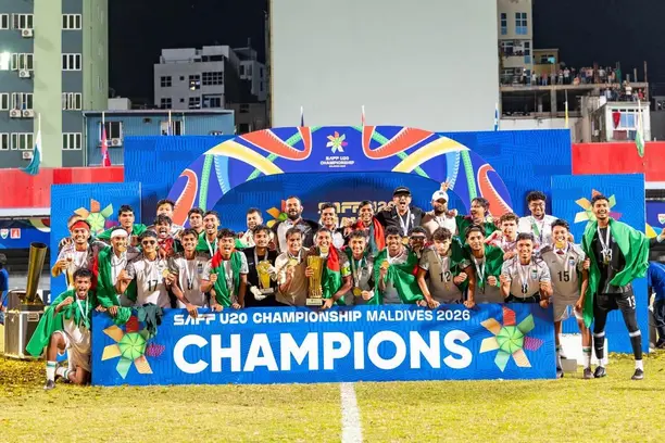 চ্যাম্পিয়নদের বরণ করতে কী হচ্ছে জানেন? জনতা যা দেখে অবাক!