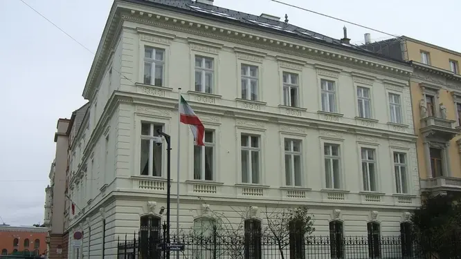 হরমুজ নিয়ে কালাসের বক্তব্যকে 'ভণ্ডামি' বলল ইরান, তোপের মুখে ইইউ