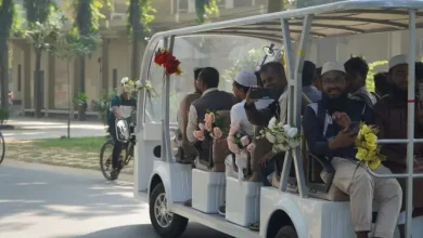 চার মাসেই বন্ধ রাবির ই-কার! শিক্ষার্থীদের পকেট ফাঁকা, চালকদের মাথায় হাত!